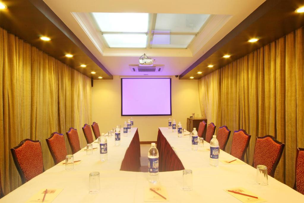 Ambience Executive Hotel Pimpri-Chinchwad Negocio foto